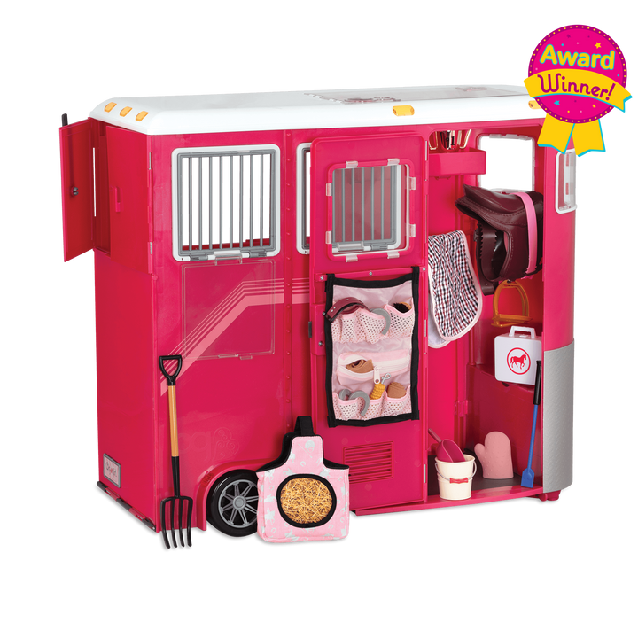 Mane to Travel Horse Trailer Set