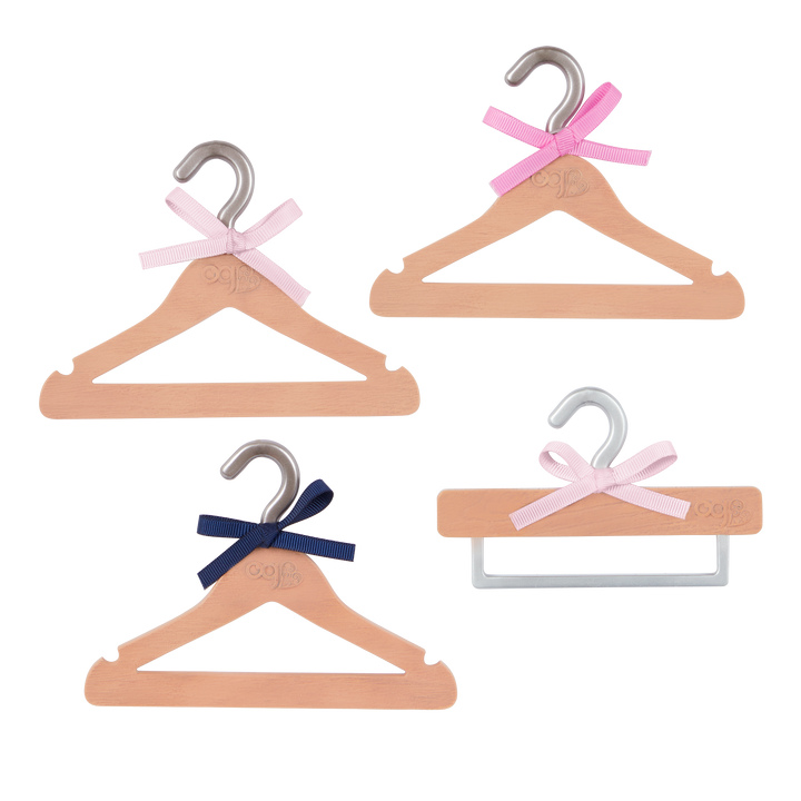 Ensemble Doll Hangers